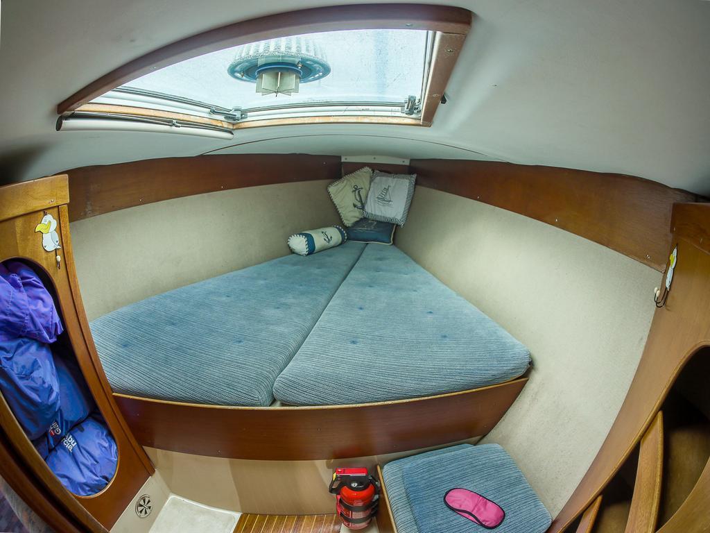 Отель Norwavey, Sleep In A Boat Krokelvdalen Экстерьер фото